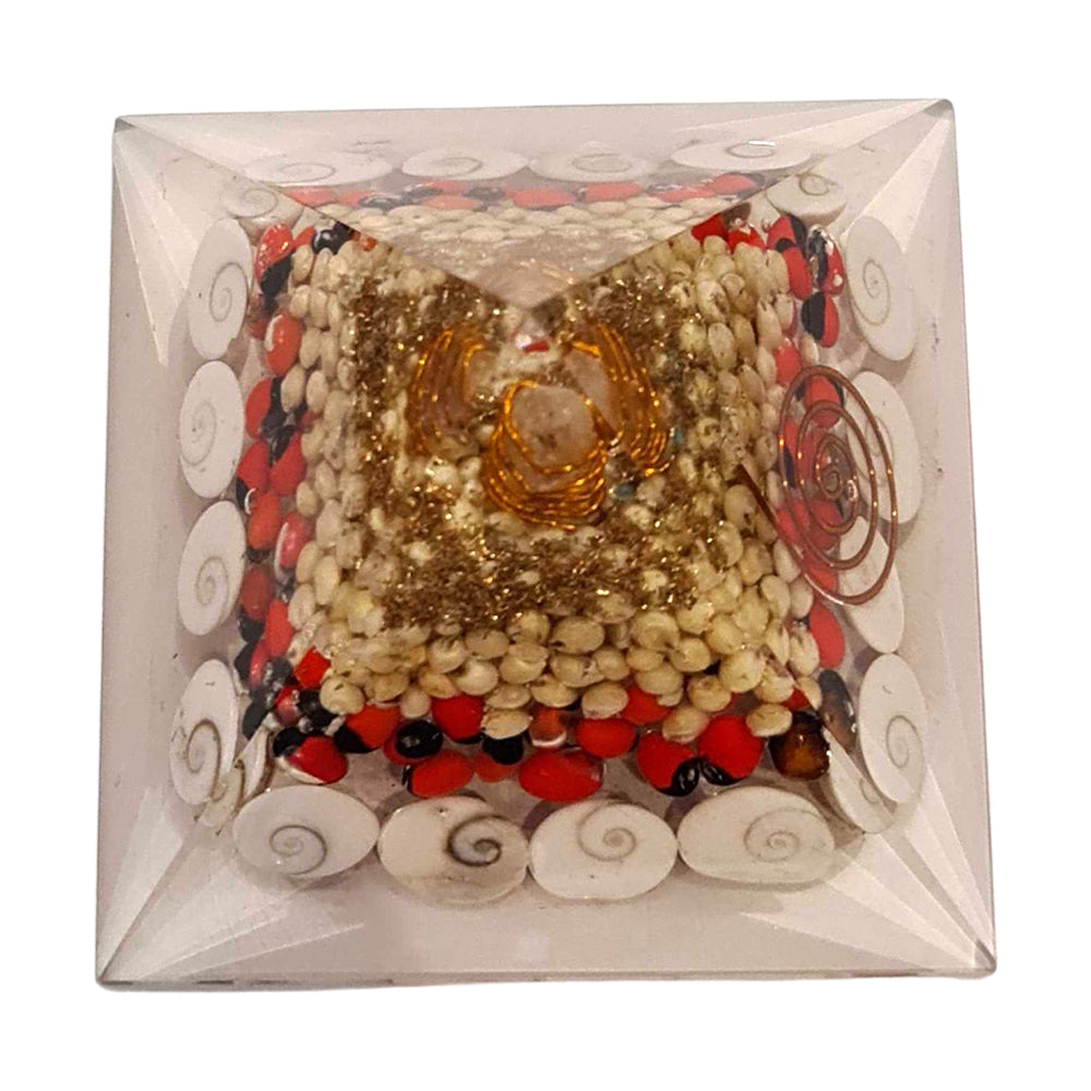 Orgoniitti Gomti Chakra Pyramidi